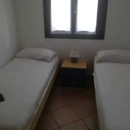 Apartmán Sea View With Shared Pool Badesi