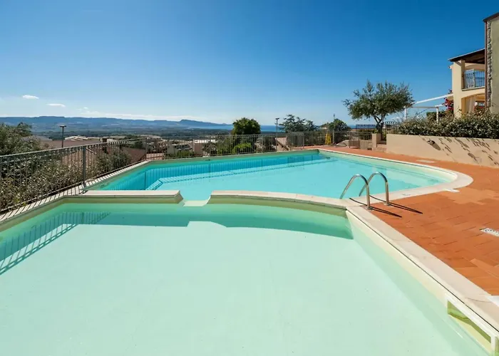 Apartmán Sea View With Shared Pool