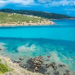 Sea View With Shared Pool