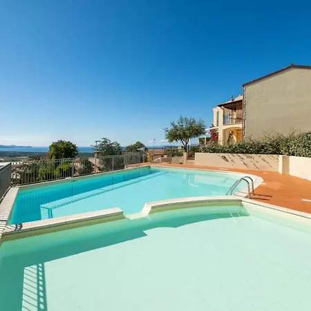 Sea View With Shared Pool * Badesi